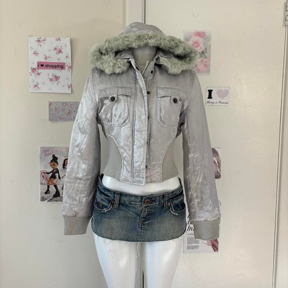 RARE Bebe Silver Metallic Puffer Jacket Rabbit Fur Trim Hood Large - Picture 5 of 8